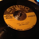 HEY HEY GIRL／THE MAYTALS